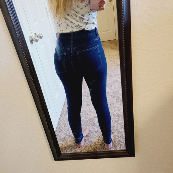 Jeans - Picture 4 of 4